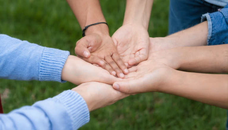 découvrez l'origine, la signification et l'ascension du prénom ohana, un nom qui gagne en popularité et en lumière. plongez dans son histoire et sa richesse culturelle.